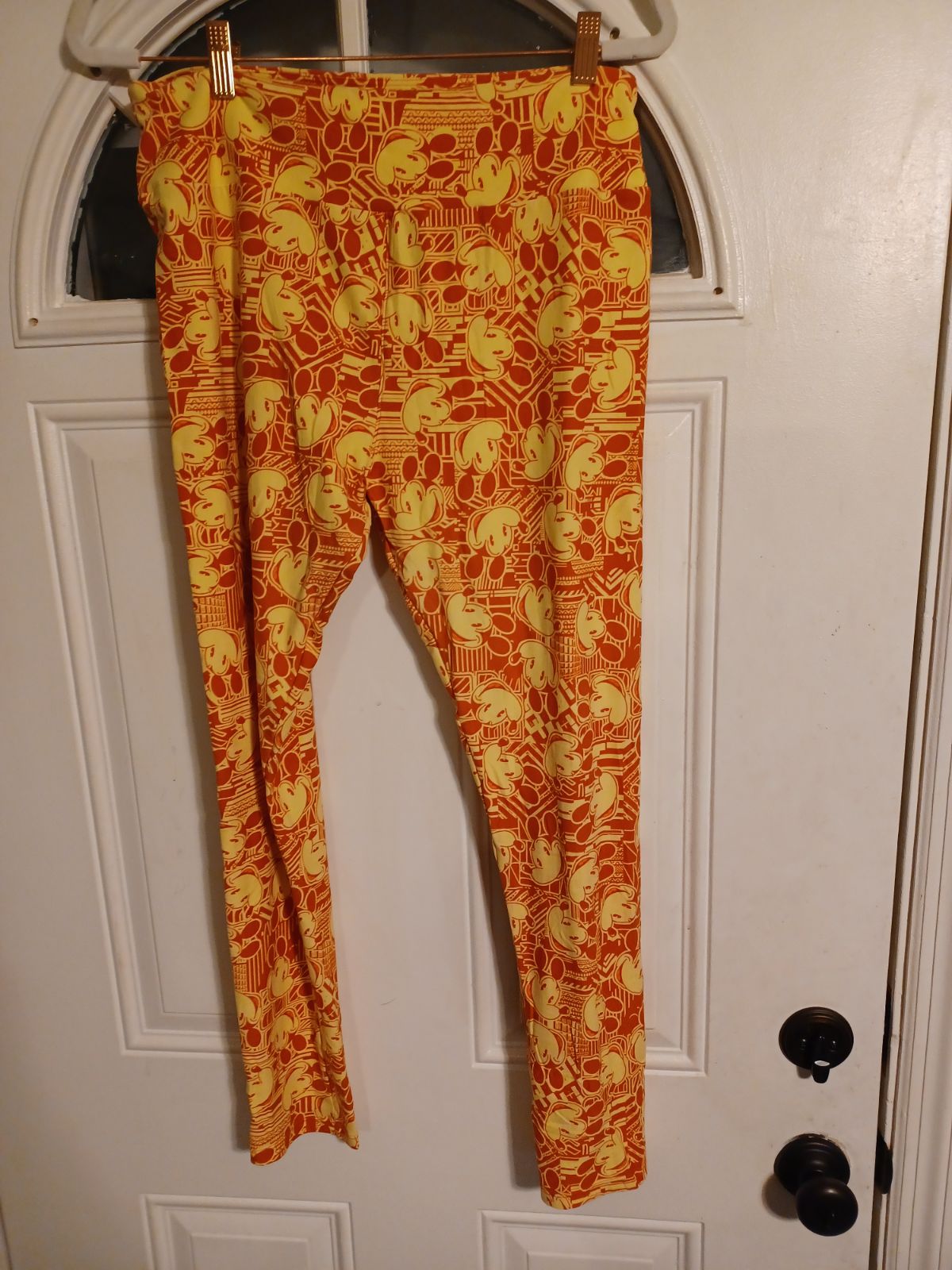 Lularoe TC Tall Curvy Leggings Patch Work Quilt Black Floral New Unicorn Plus* Lularoe TC Tall Curvy Leggings Patch Work Quilt Black Floral New Unicorn Plus*